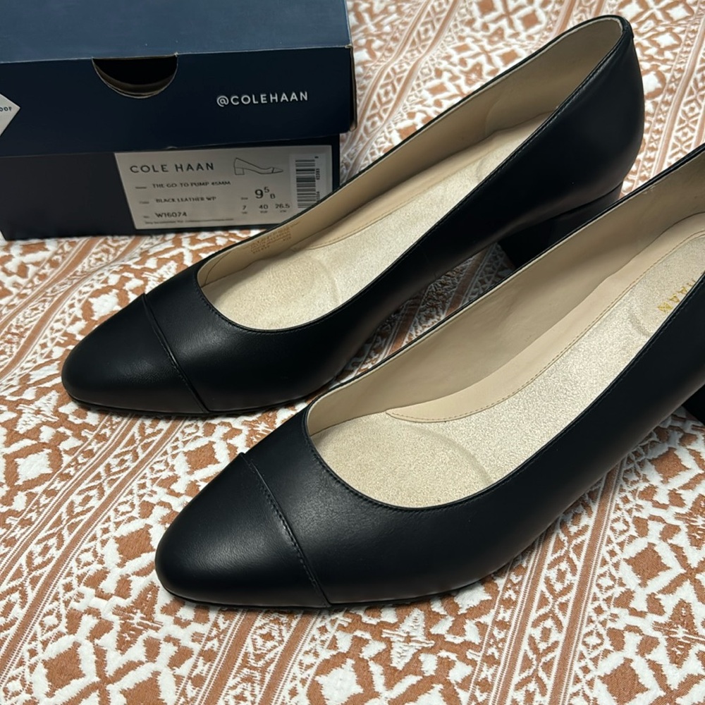 Cole Haan The Go-To Pump size 9.5